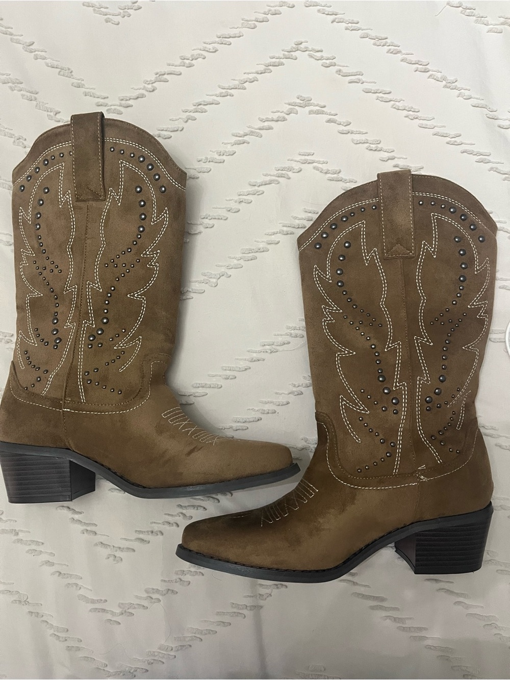 Western Cowboy Boots | Brown Faux Suede Studded Boots | Block Heel | Size 8